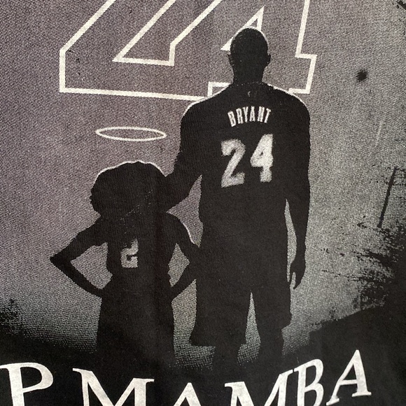 Kobe Bryant Mamba Forever Long Sleeve Black Tee Size M - Picture 10 of 10